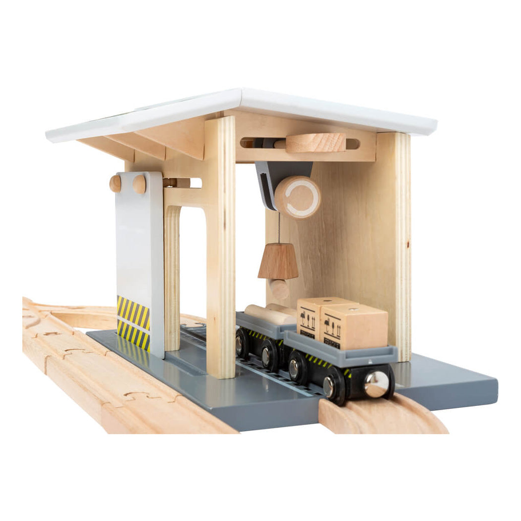 Freight Depot with Accessories